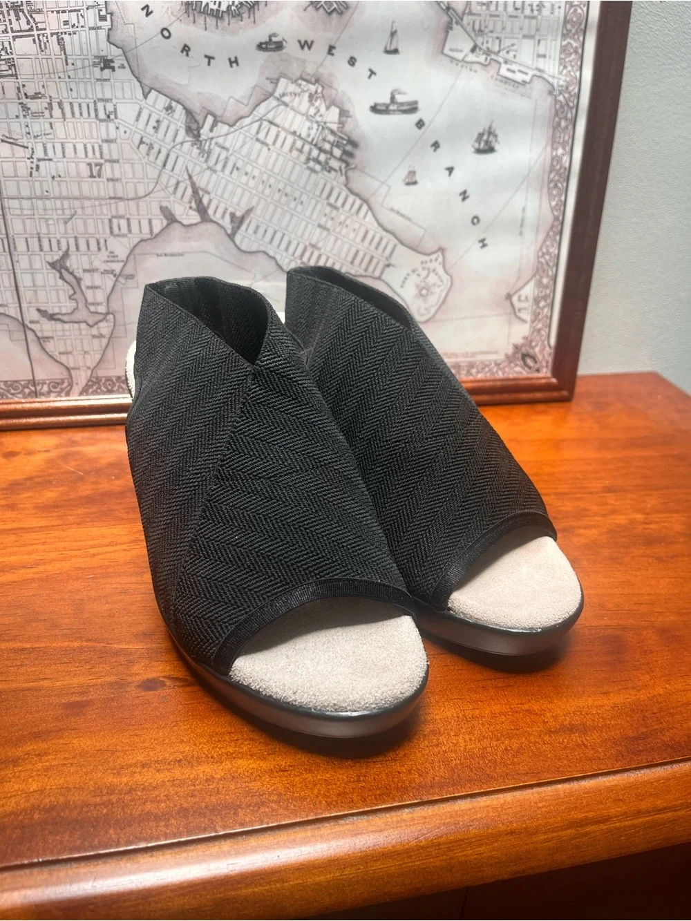 Charleston Shoe Company Black Wedge Sandals Size 7